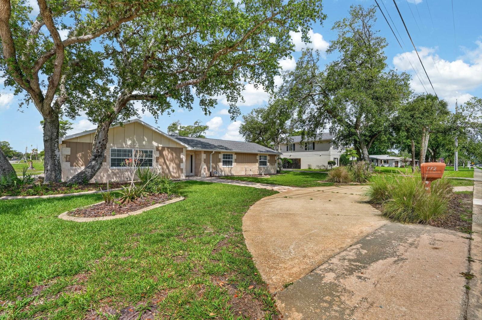 DAYTONA SHORES SEC 02 - Residential