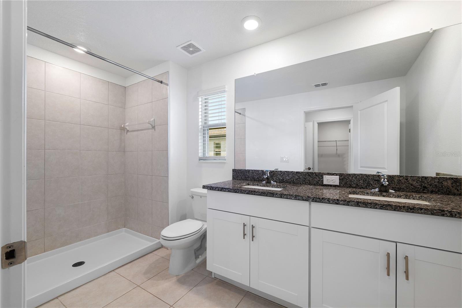 TOWNES/DARLINGTON - Residential