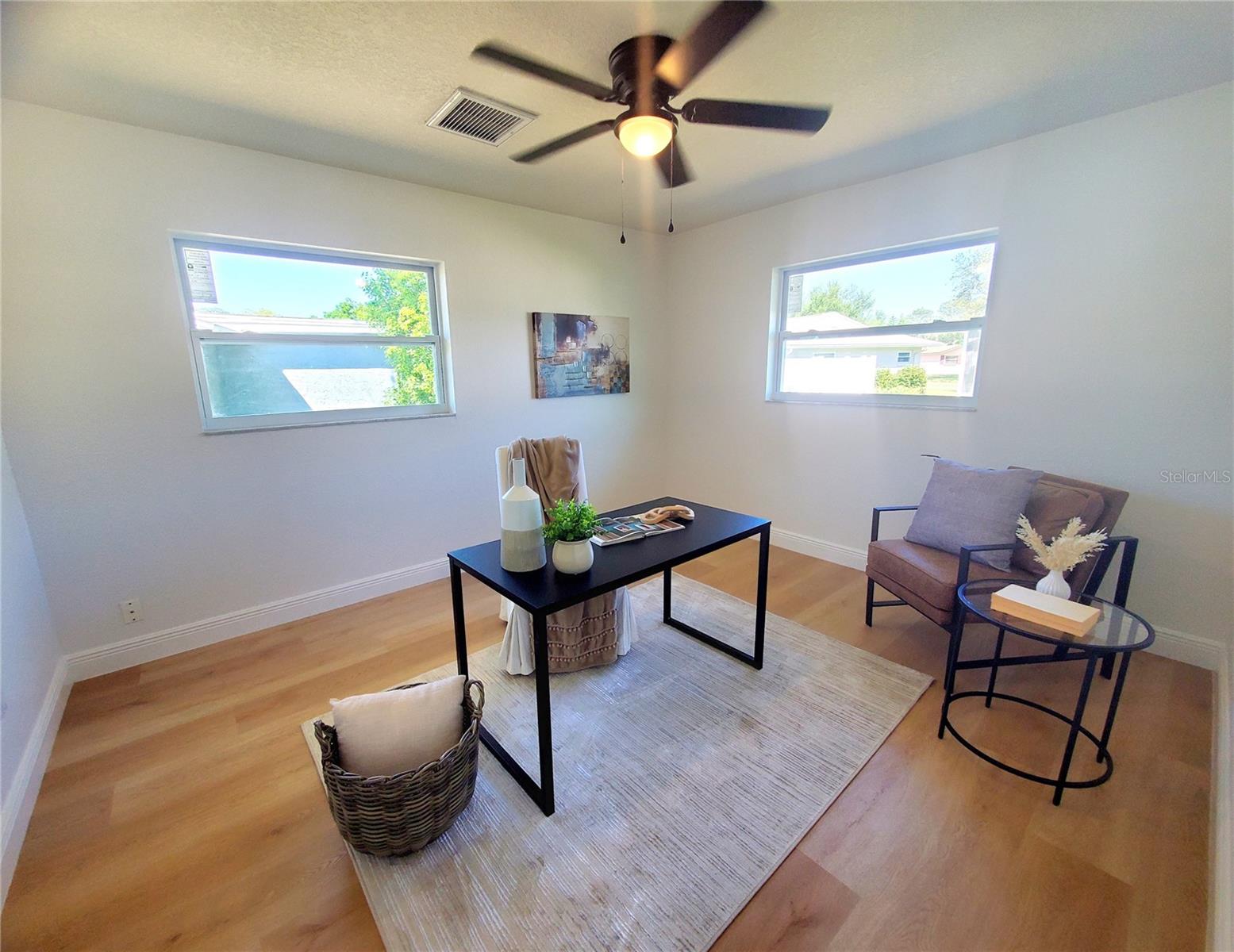 ANCHORAGE OF TARPON LAKE UNIT ONE THE - Residential