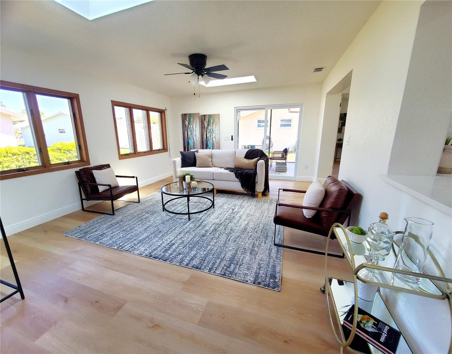 ANCHORAGE OF TARPON LAKE UNIT ONE THE - Residential