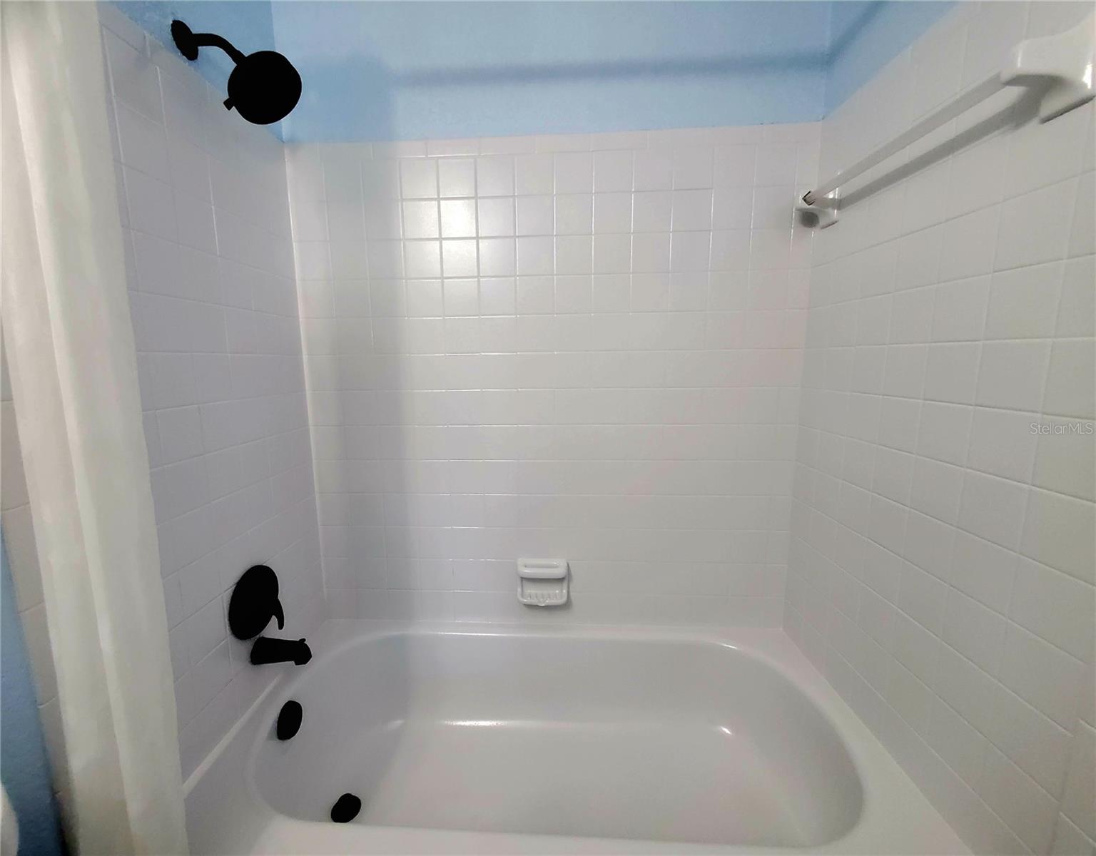 ANCHORAGE OF TARPON LAKE UNIT ONE THE - Residential