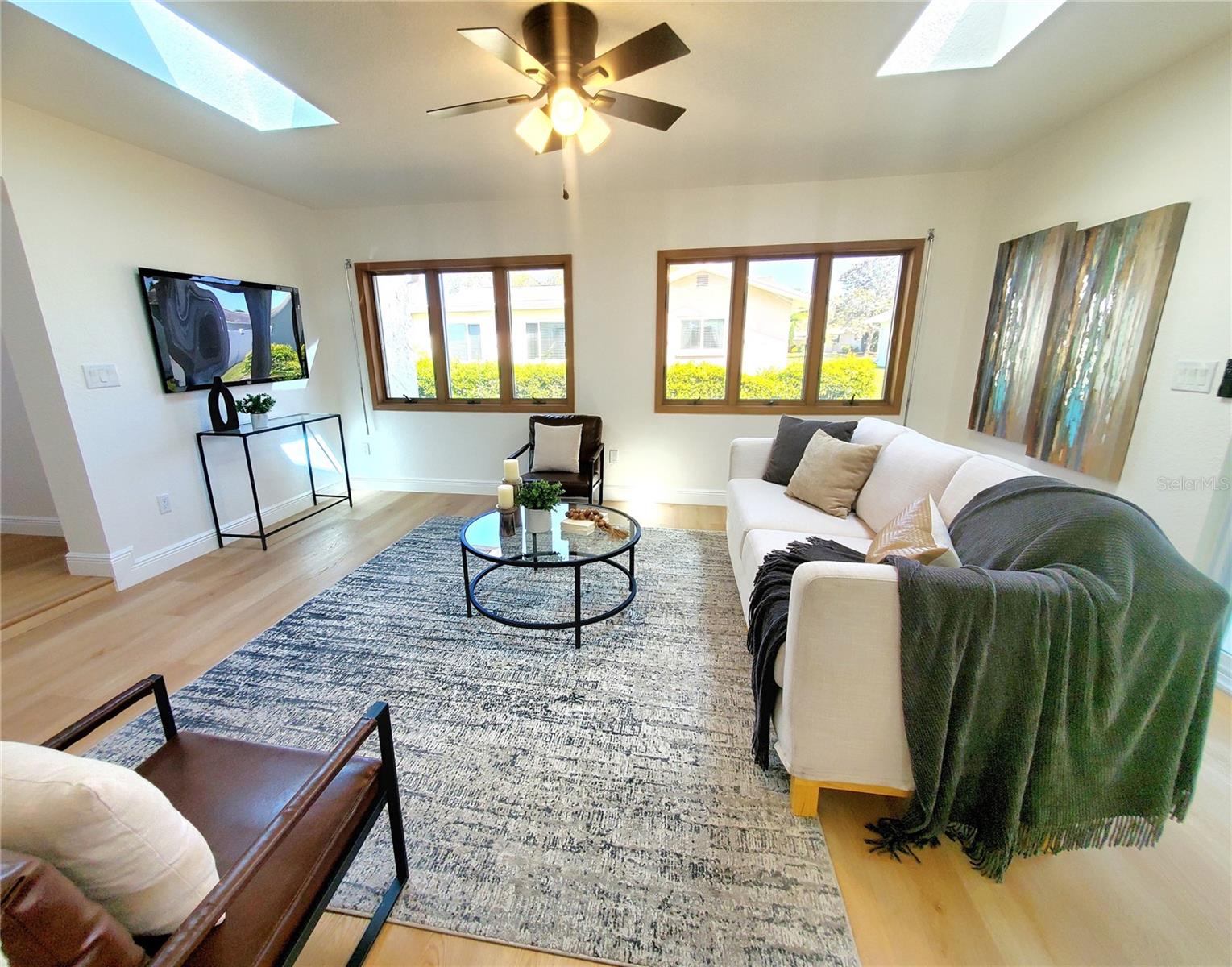 ANCHORAGE OF TARPON LAKE UNIT ONE THE - Residential