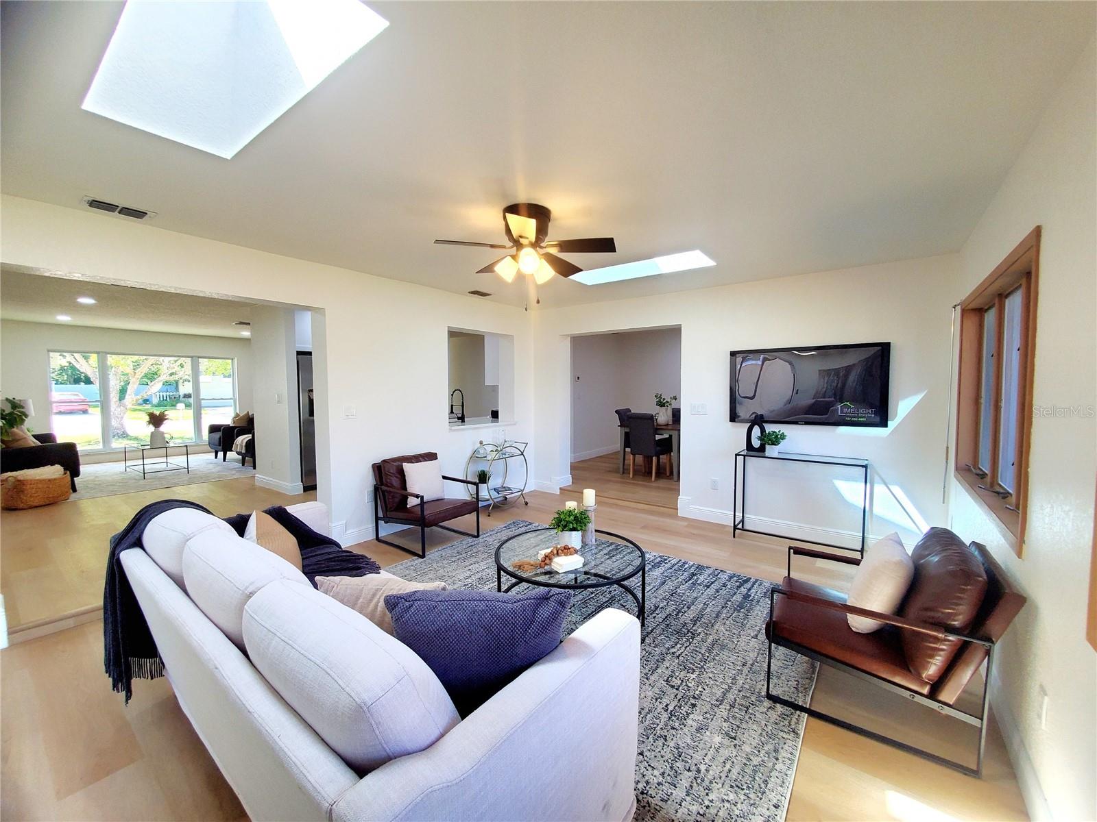 ANCHORAGE OF TARPON LAKE UNIT ONE THE - Residential