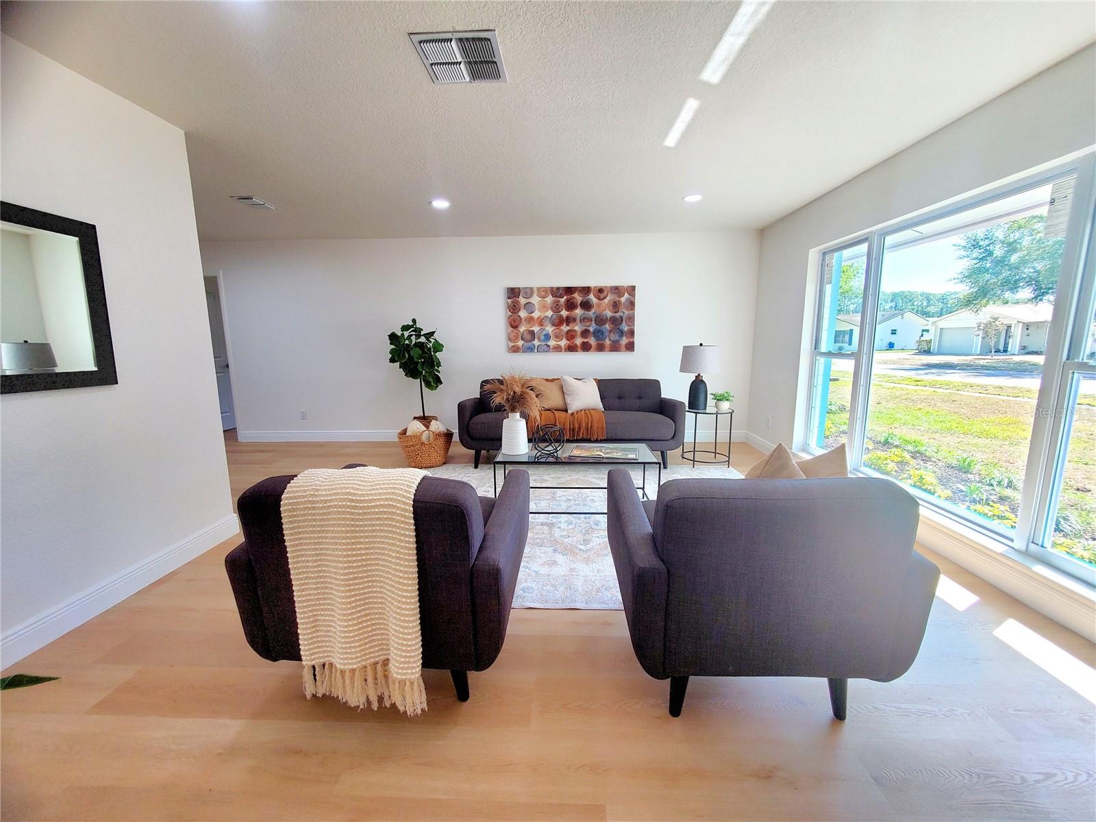 ANCHORAGE OF TARPON LAKE UNIT ONE THE - Residential