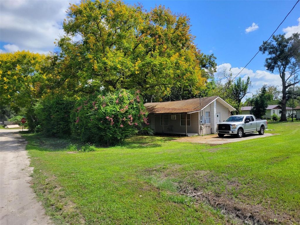 Photo of 38606 Calumet Avenue, Zephyrhills, FL 33542 (MLS # TB8430785)