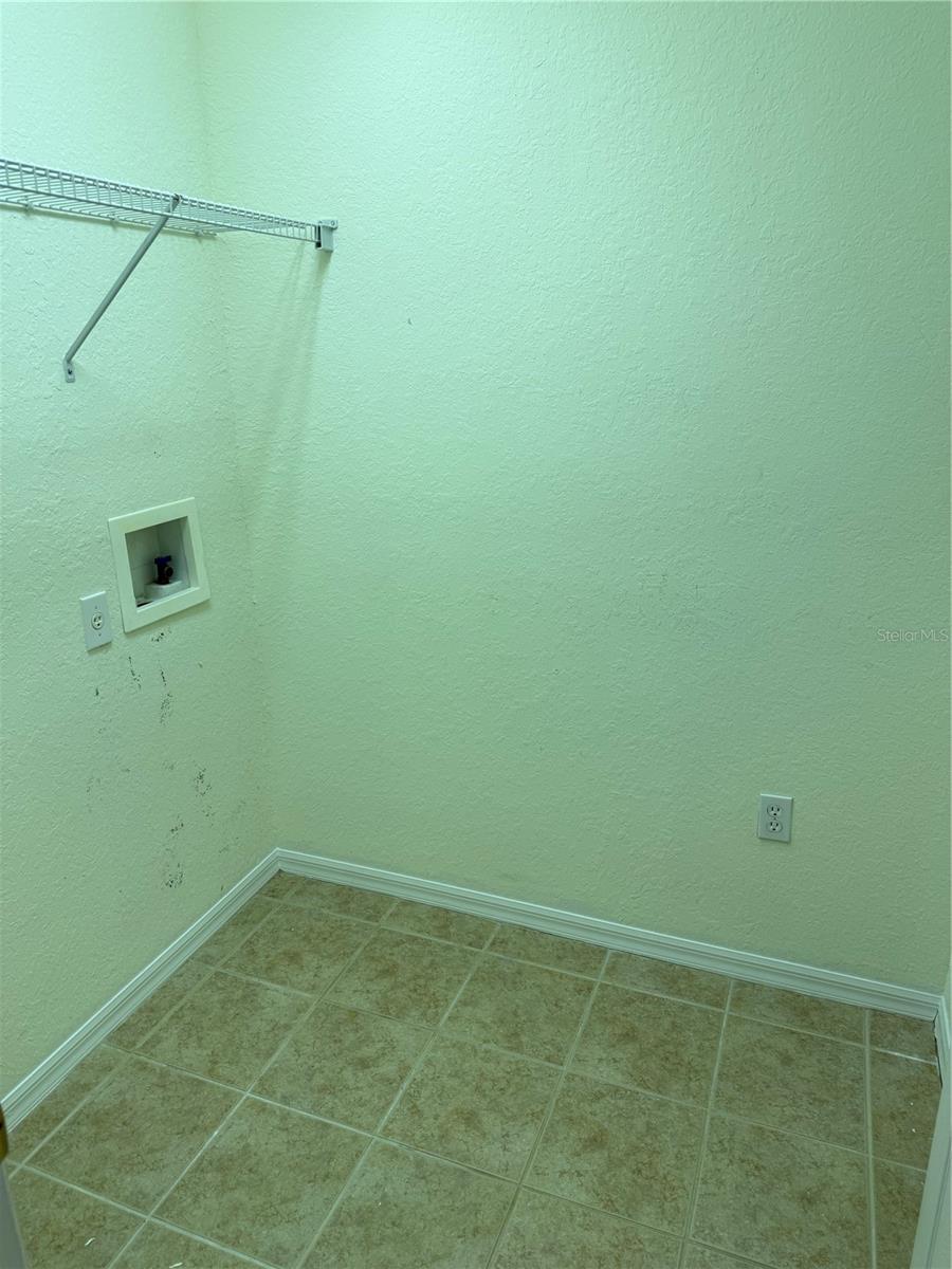 LAKES AT HERON COVE CONDO PH 07 - Residential