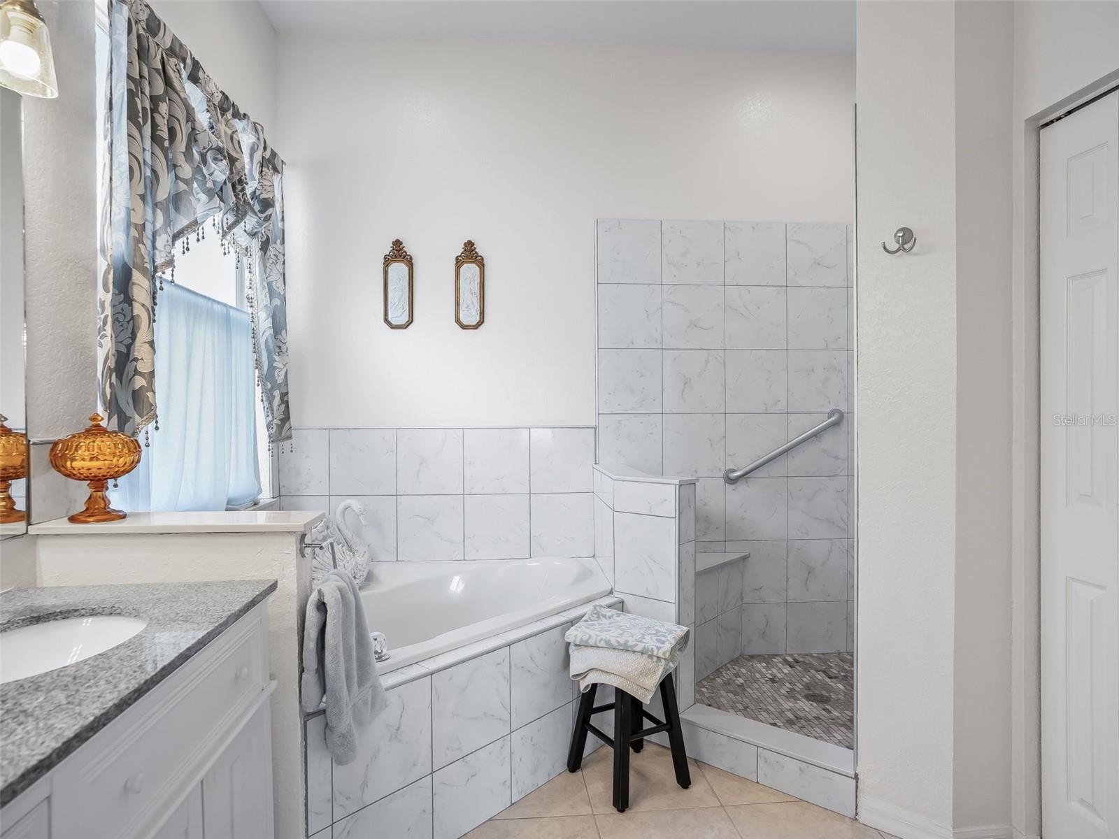 STONECREST - Residential