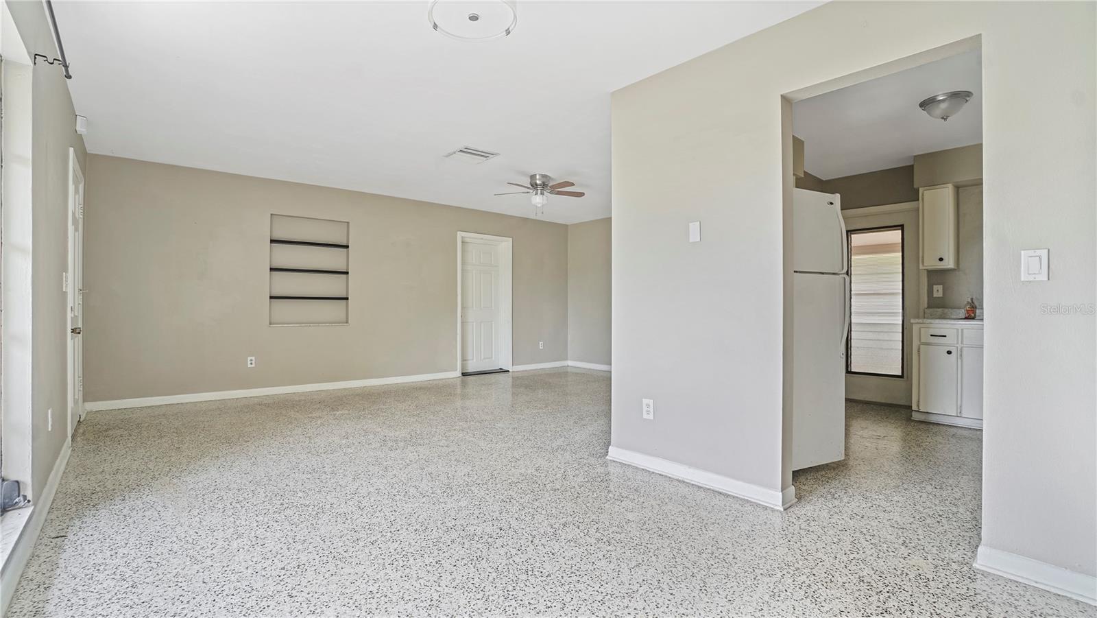 1367 GAINESVILLE DRIVE