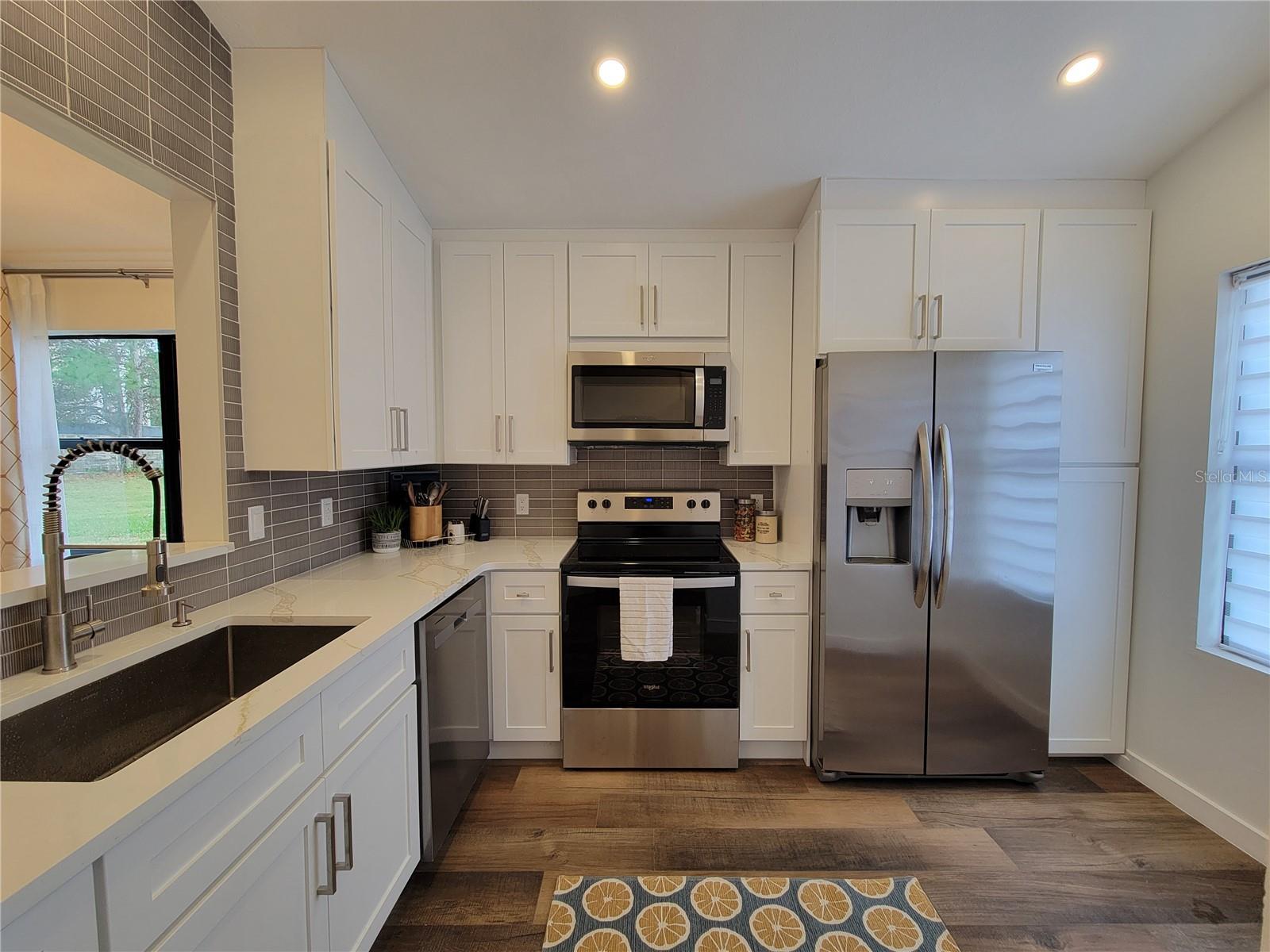 SHERWOOD FOREST - Residential