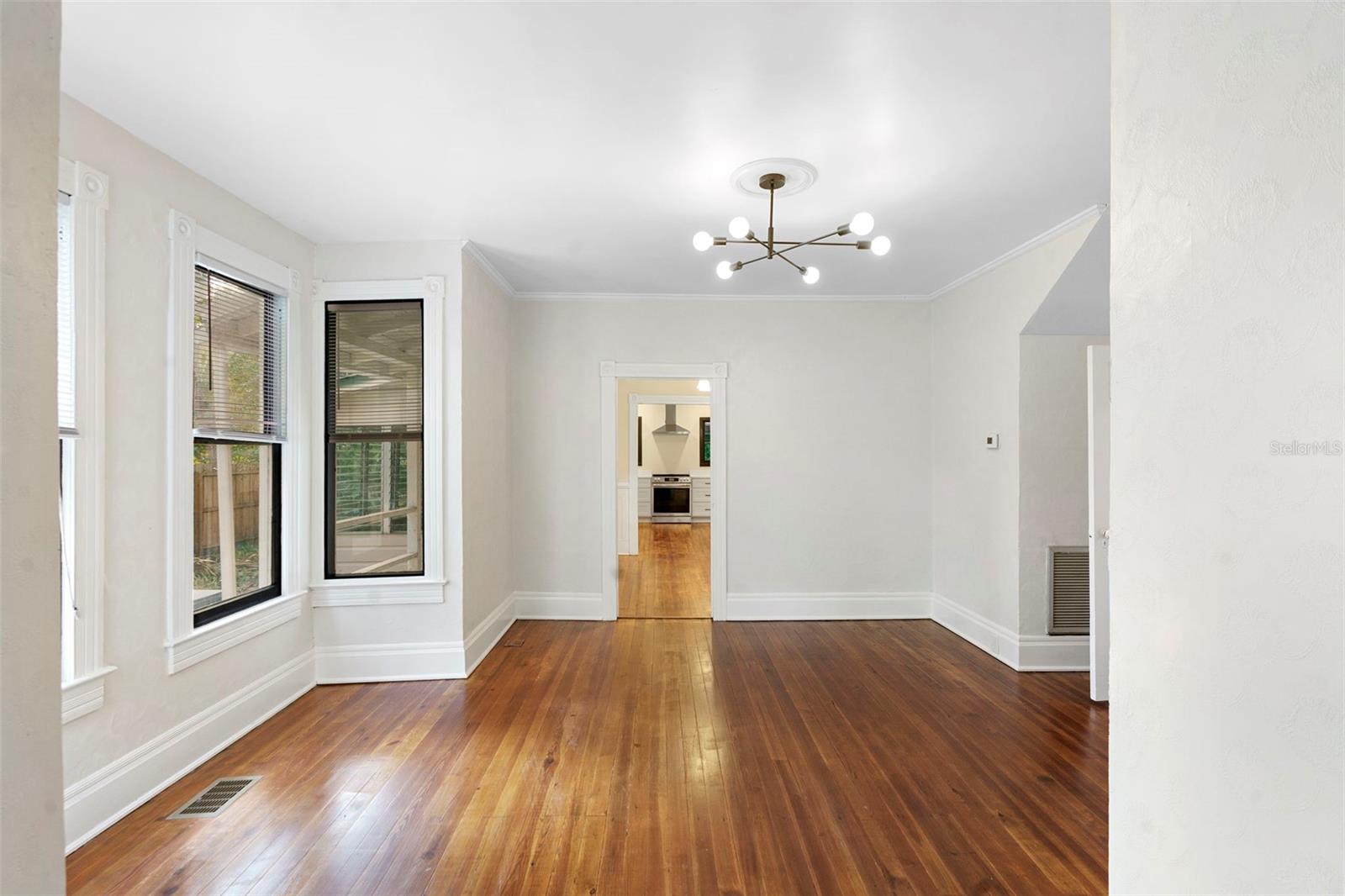 UNIVERSITY PLACE DELAND - Residential