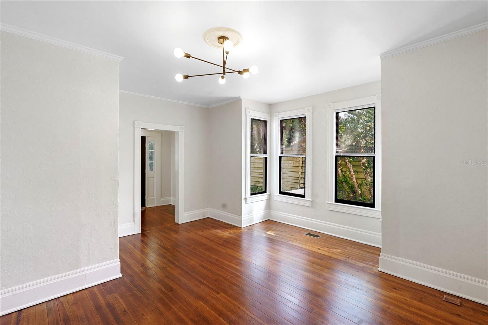 UNIVERSITY PLACE DELAND - Residential