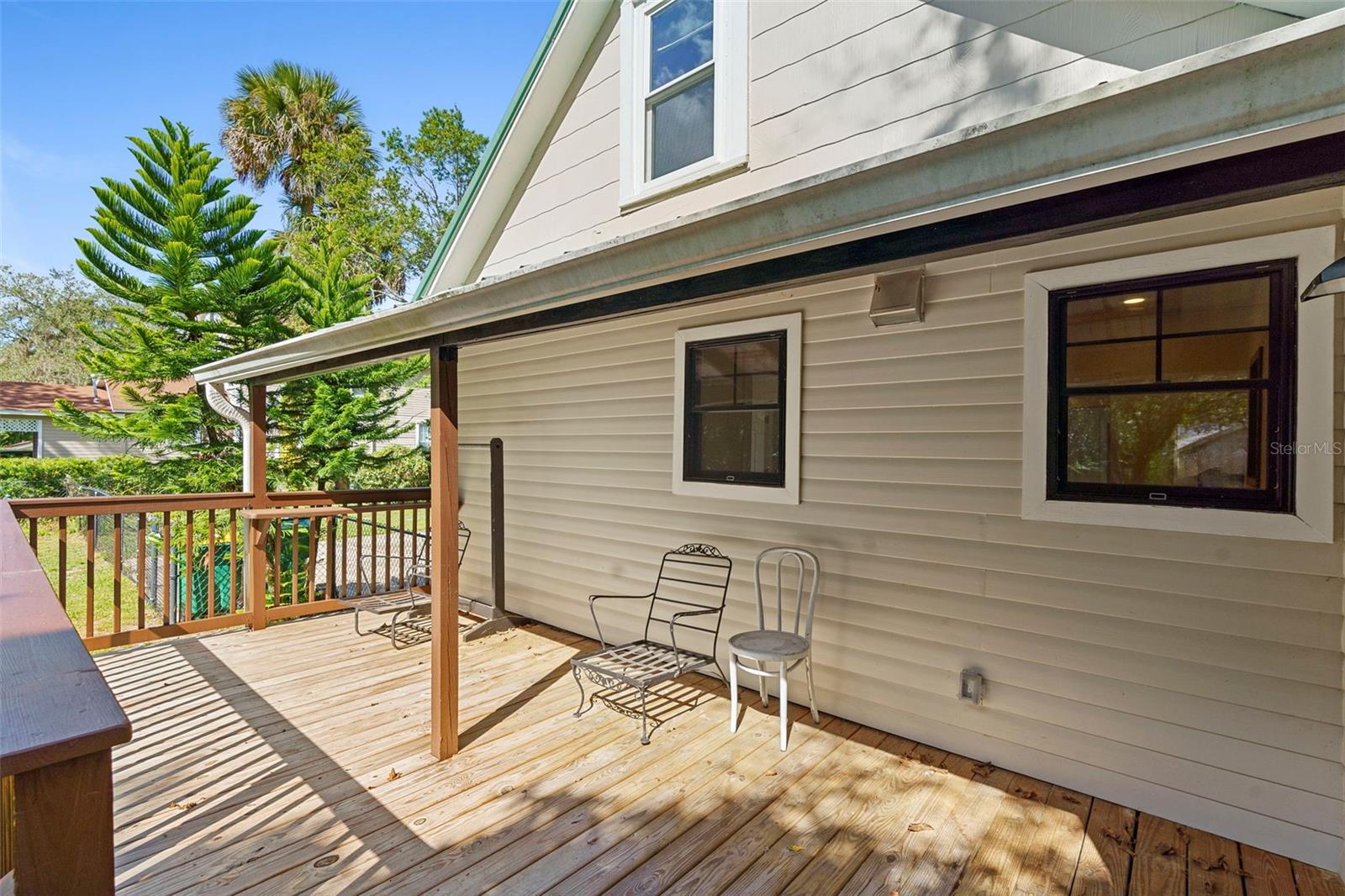 UNIVERSITY PLACE DELAND - Residential