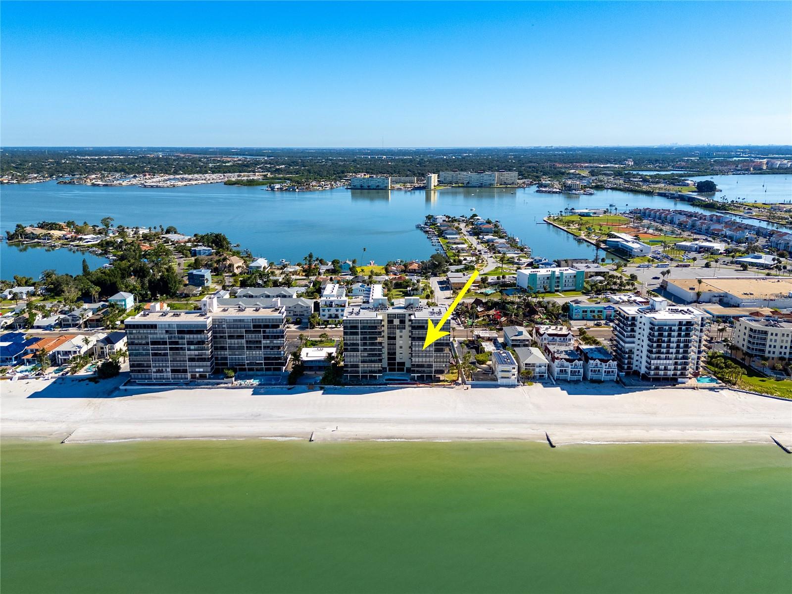 SHORES OF MADEIRA CONDO - Residential
