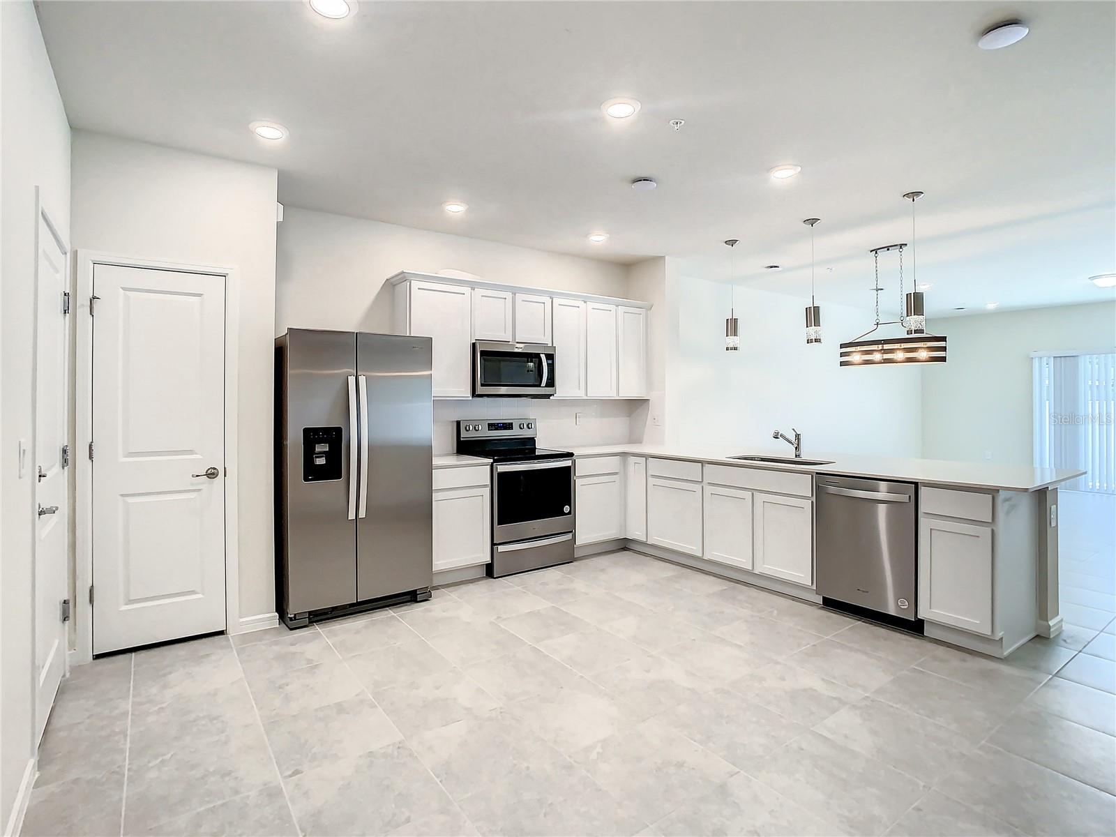 2865 CLEVER LANE