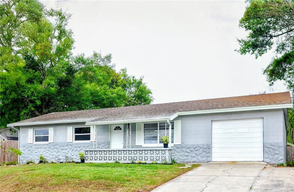 Photo of 3220 Chariot Place, Orlando, FL 32818 (MLS # O6392845)