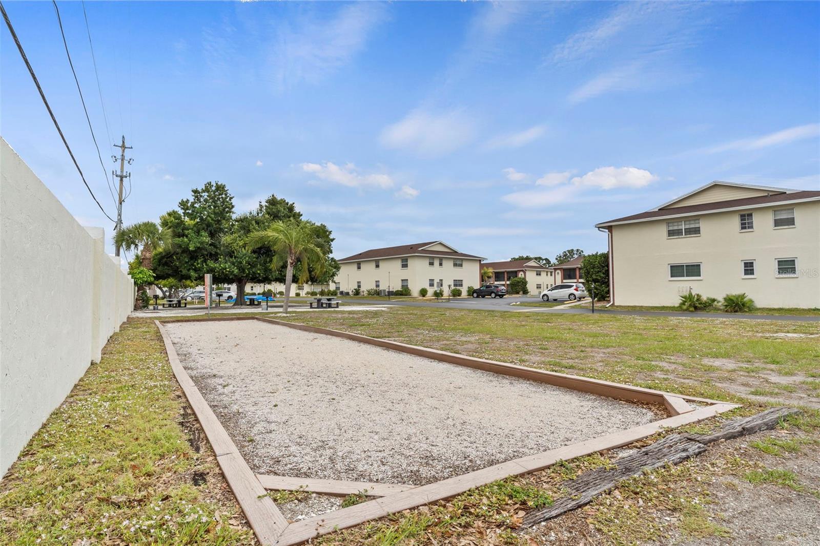 PALM MANOR - Residential