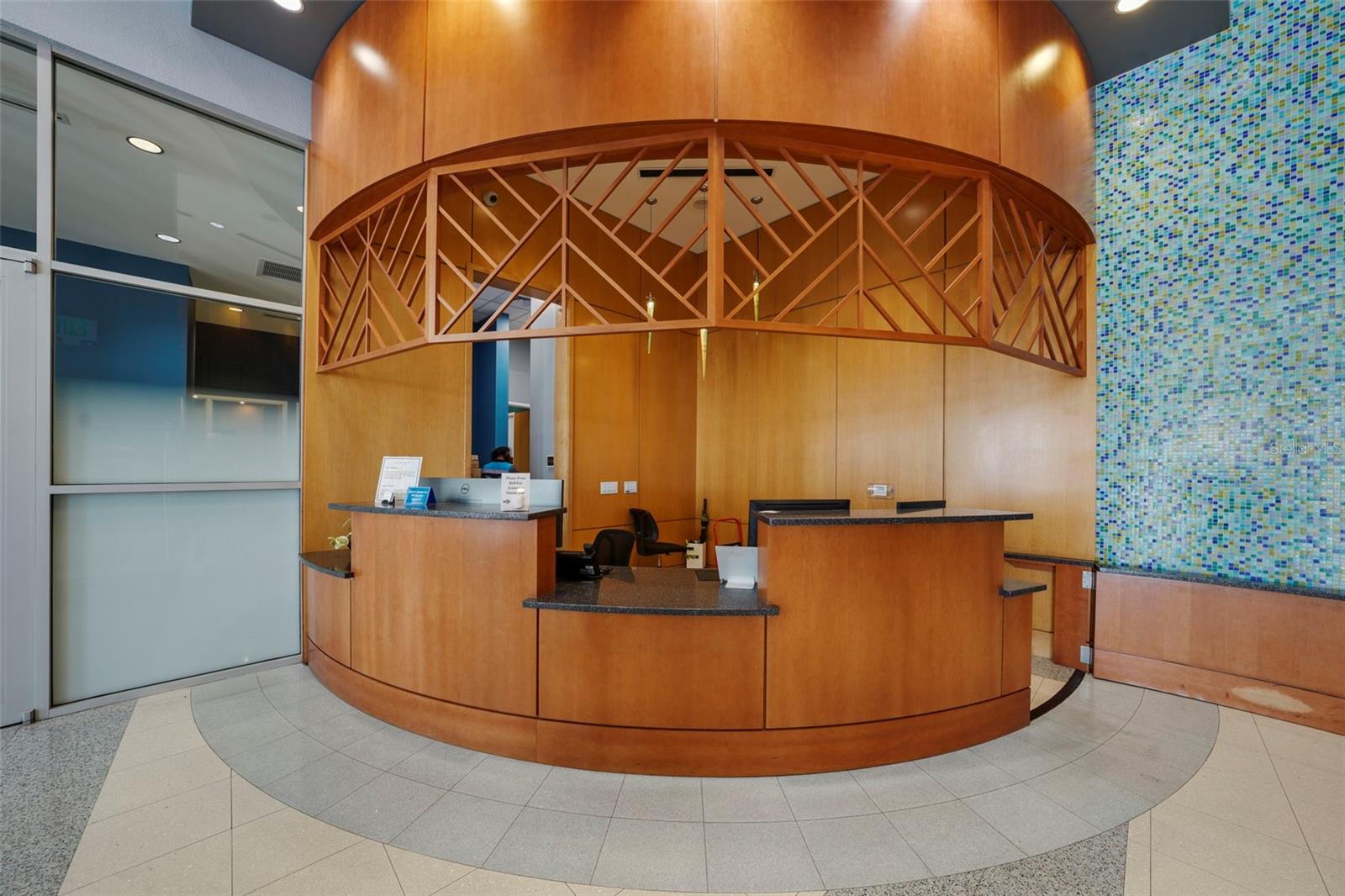 SKYPOINT A CONDO - Residential