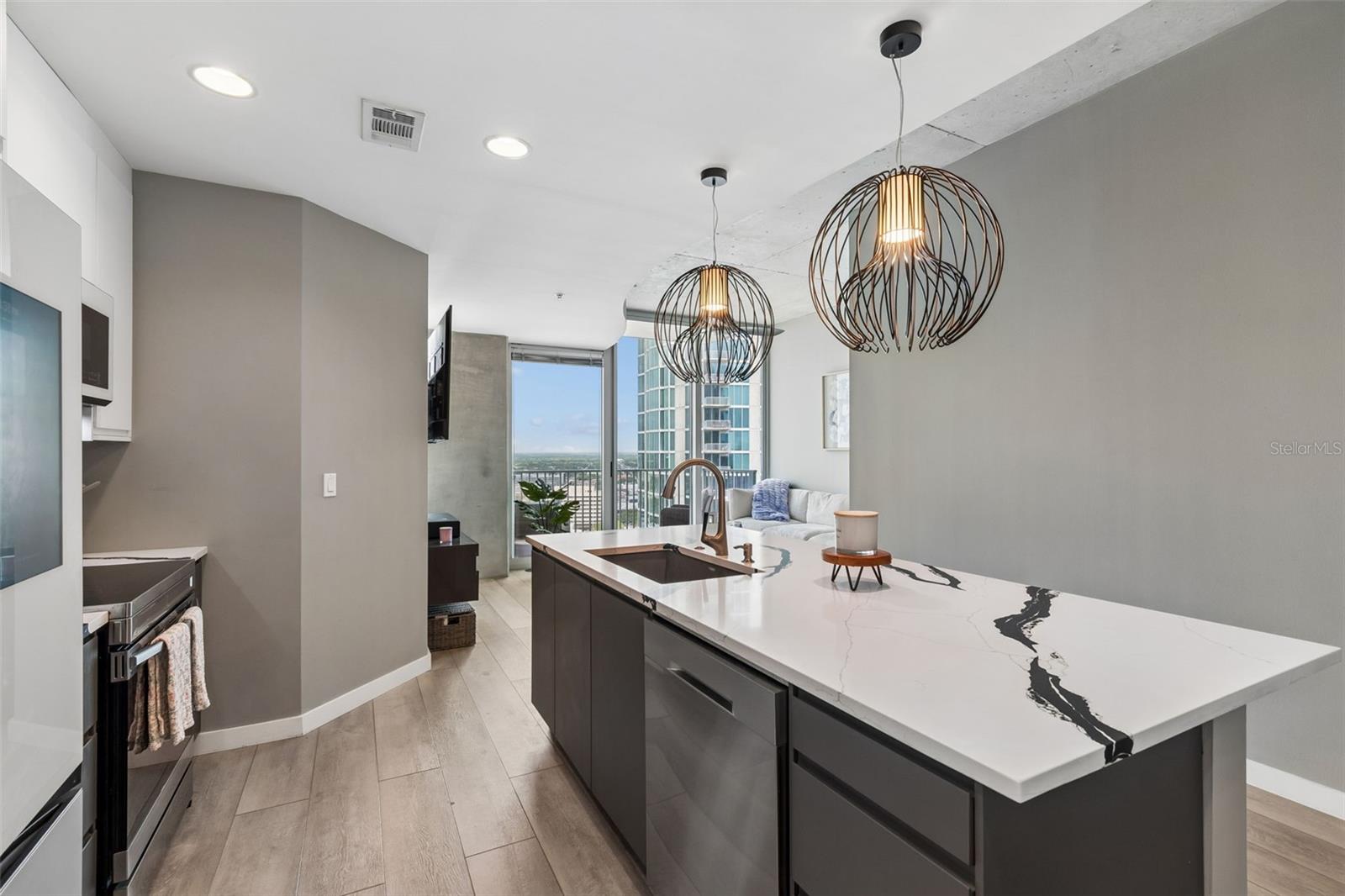 SKYPOINT A CONDO - Residential