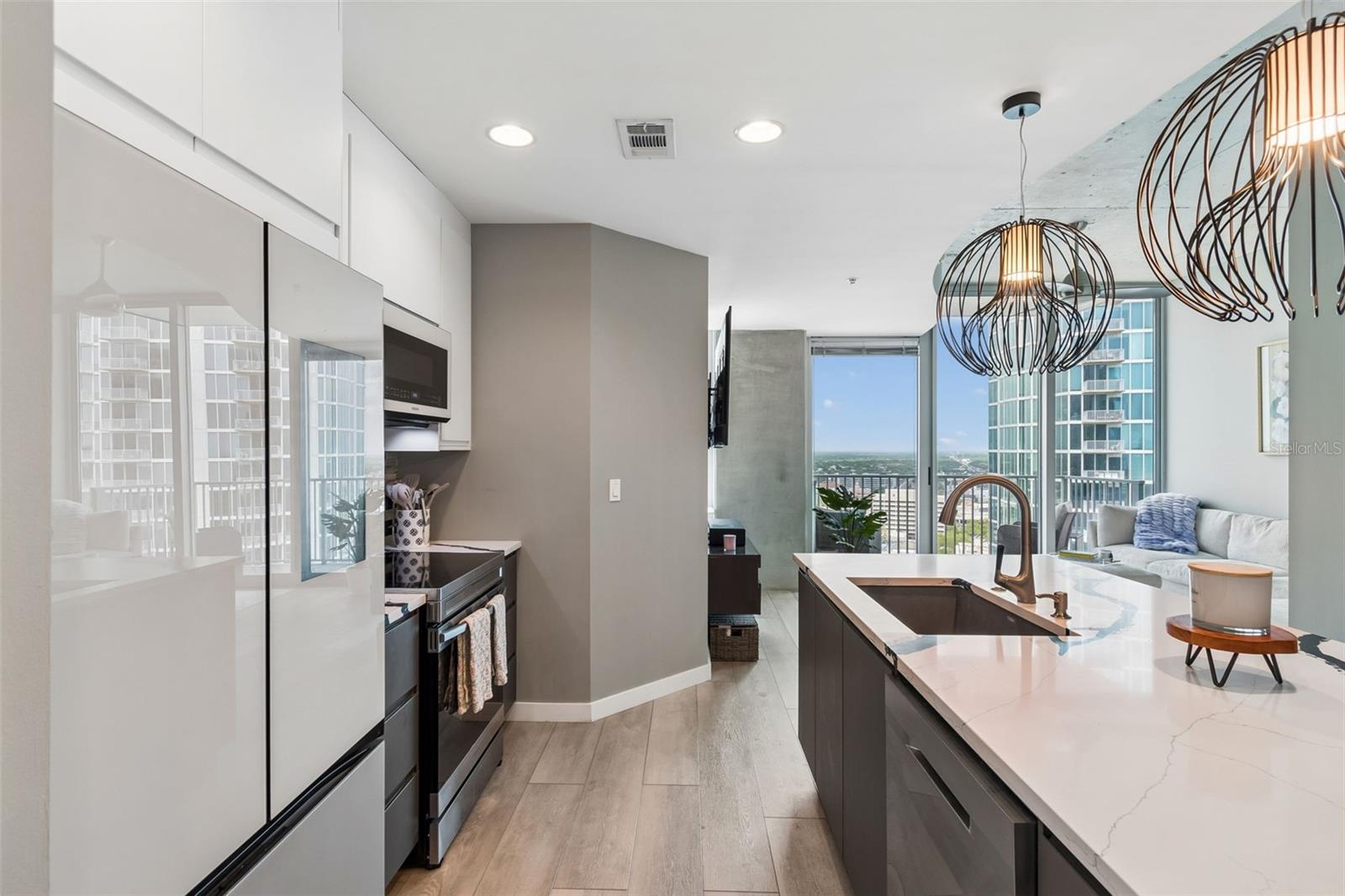 SKYPOINT A CONDO - Residential