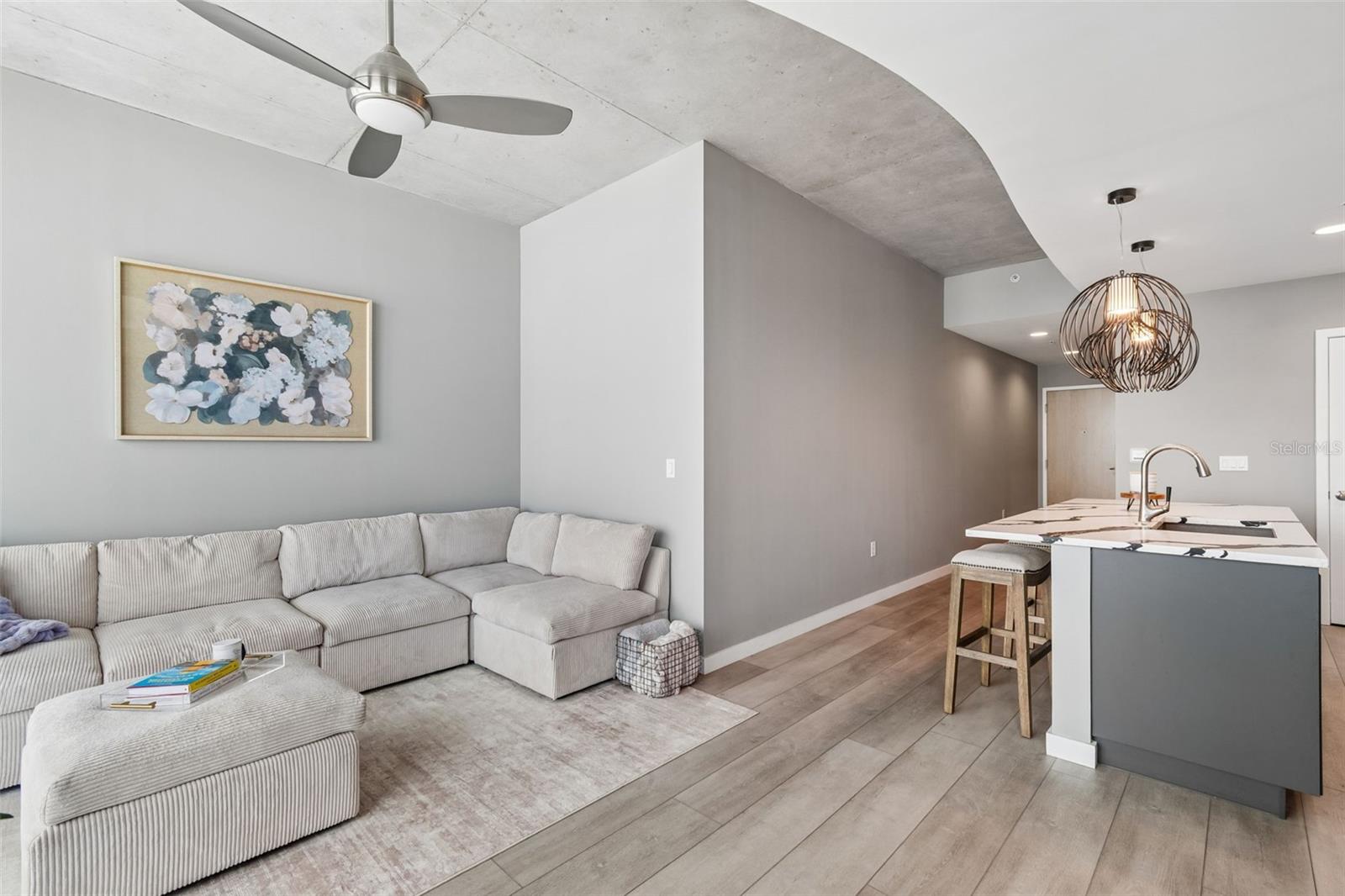 SKYPOINT A CONDO - Residential