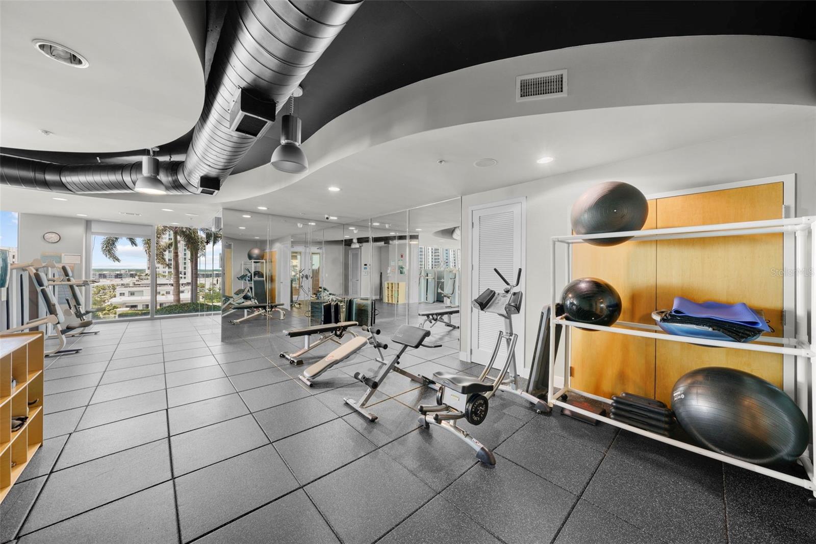 SKYPOINT A CONDO - Residential