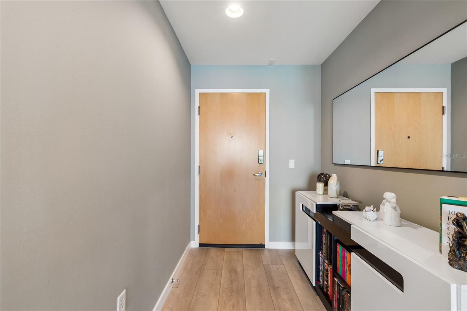 SKYPOINT A CONDO - Residential