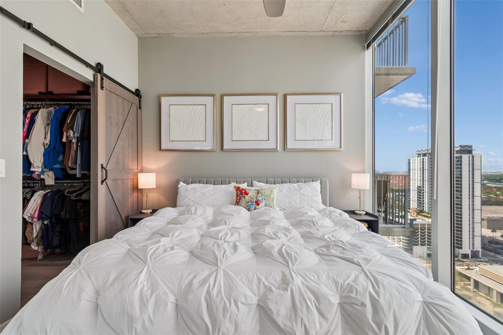 SKYPOINT A CONDO - Residential