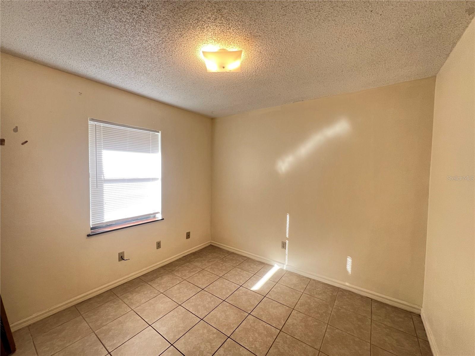 KINGSLAND COUNTRY ESTATE - Residential Lease