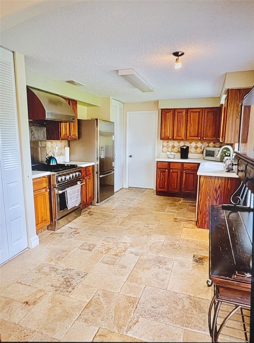 LOCKWOOD MEADOWS - Residential