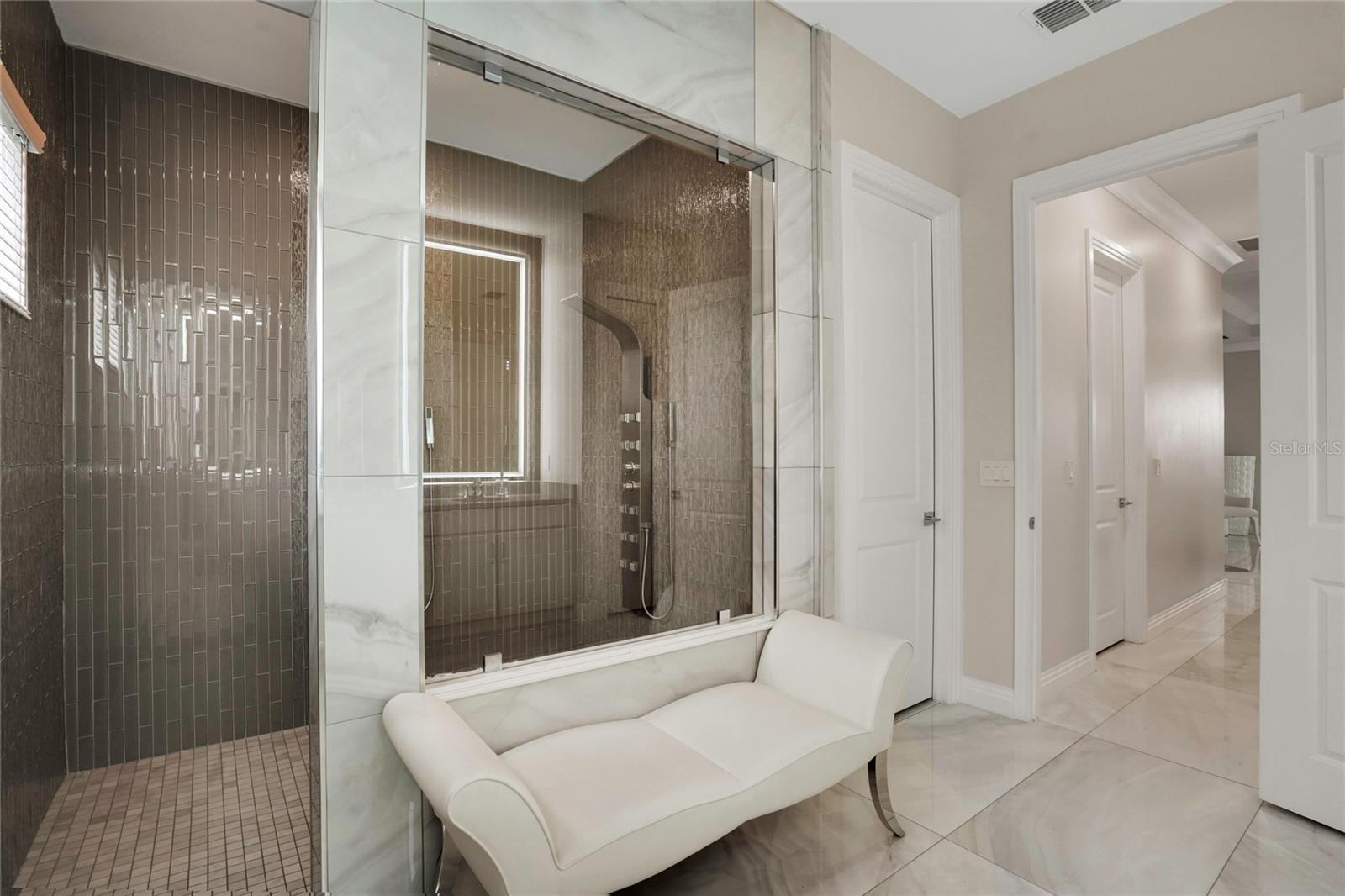 LORRAINE LAKES PH I - Residential