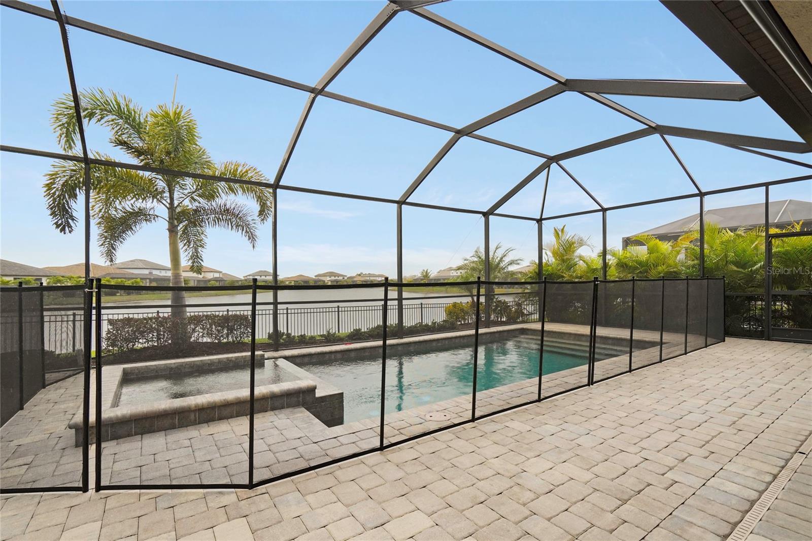 LORRAINE LAKES PH I - Residential