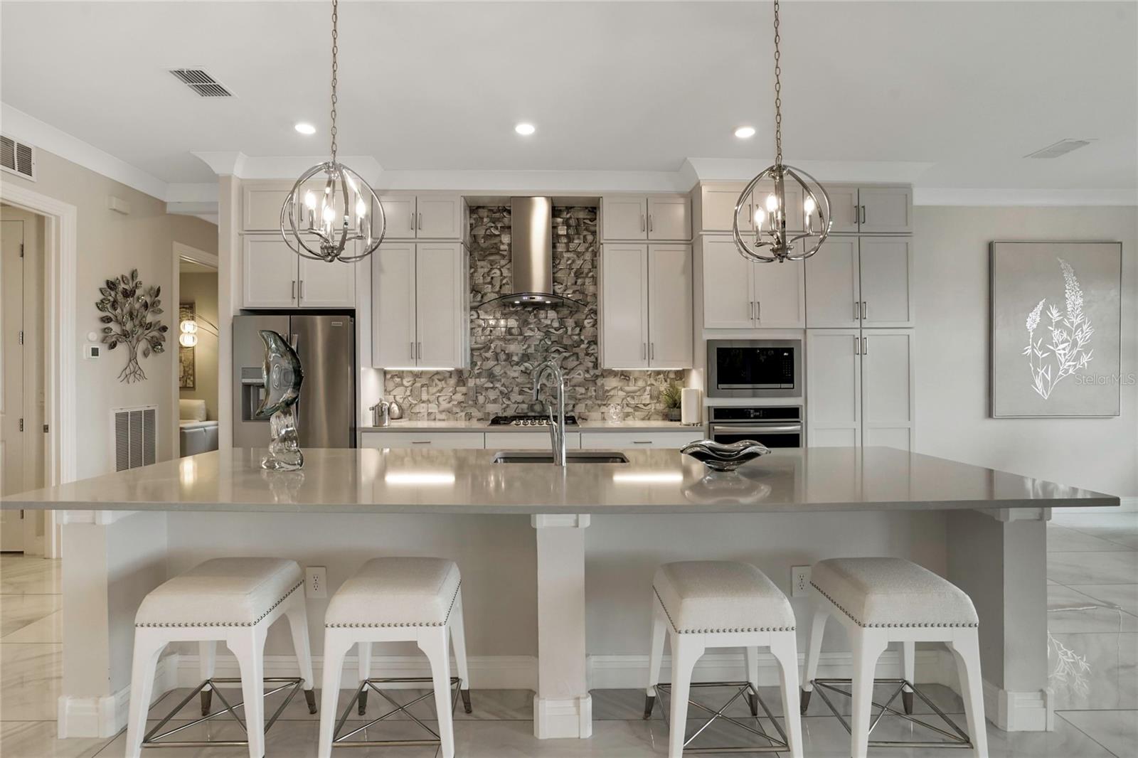 4922 SPARKLING SEA LANE