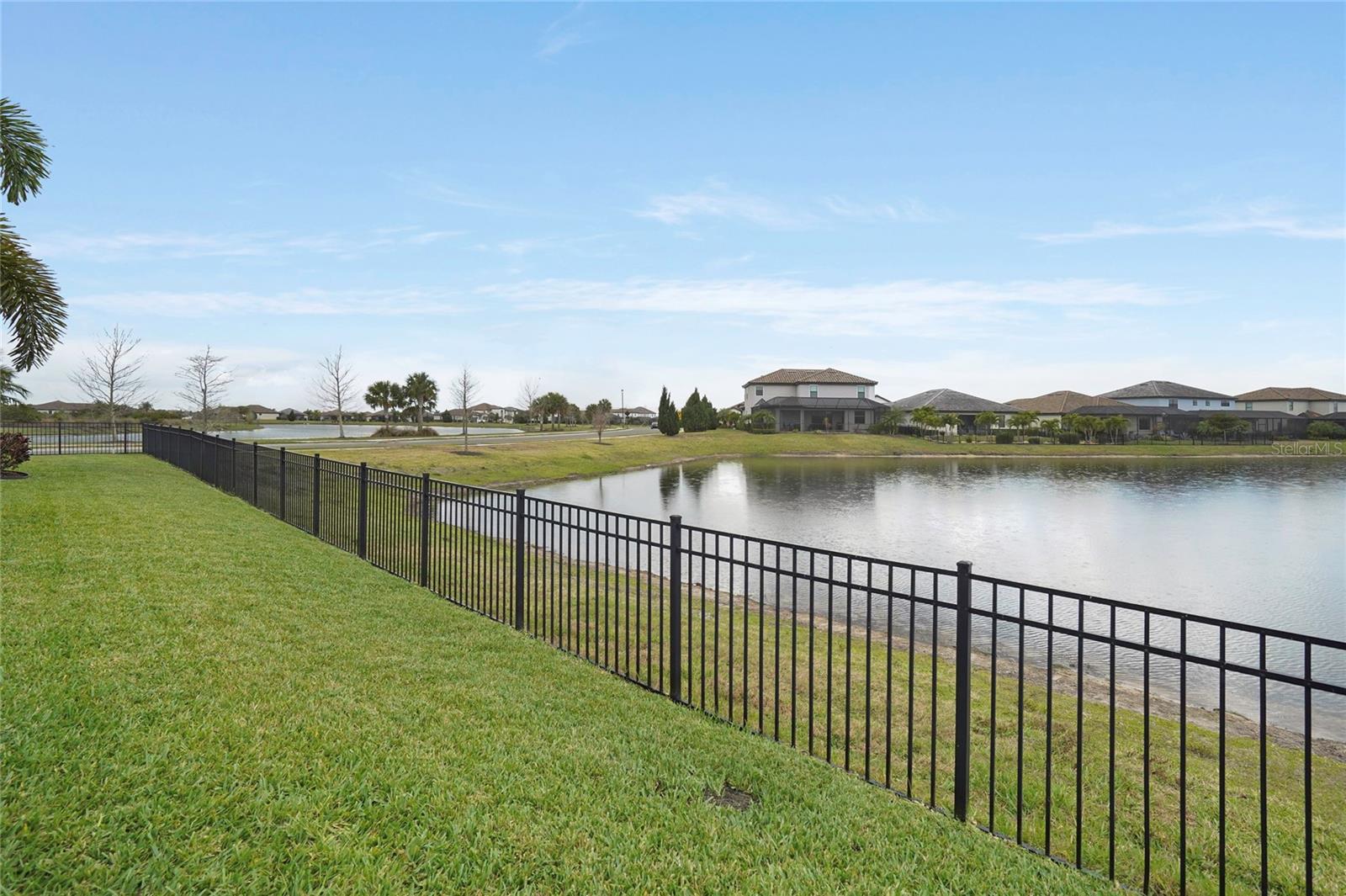 LORRAINE LAKES PH I - Residential