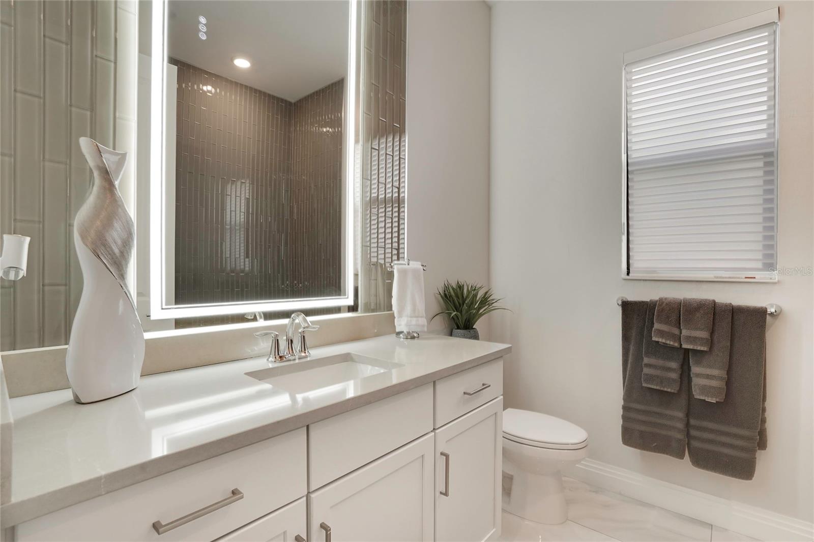 LORRAINE LAKES PH I - Residential