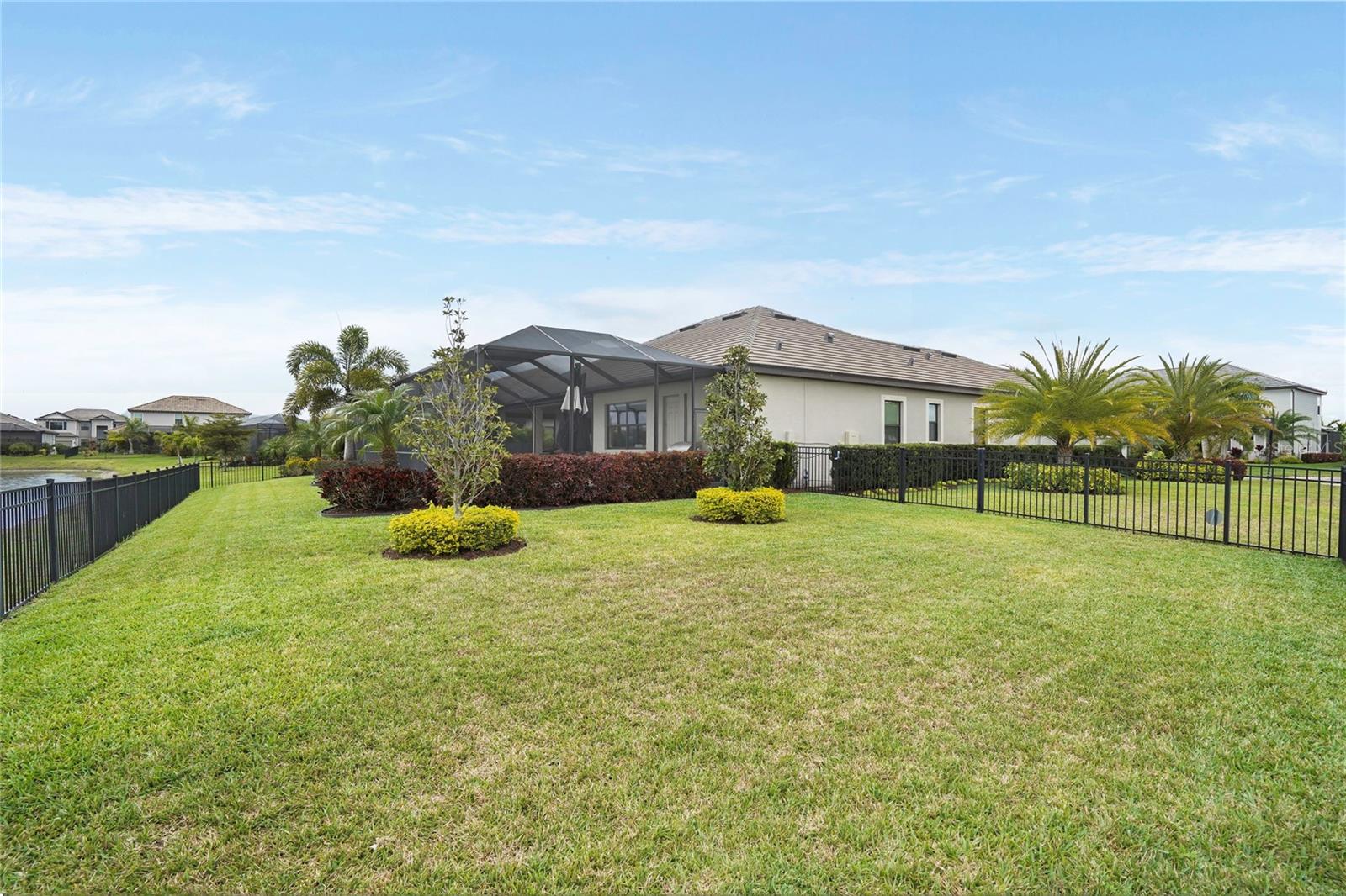 LORRAINE LAKES PH I - Residential