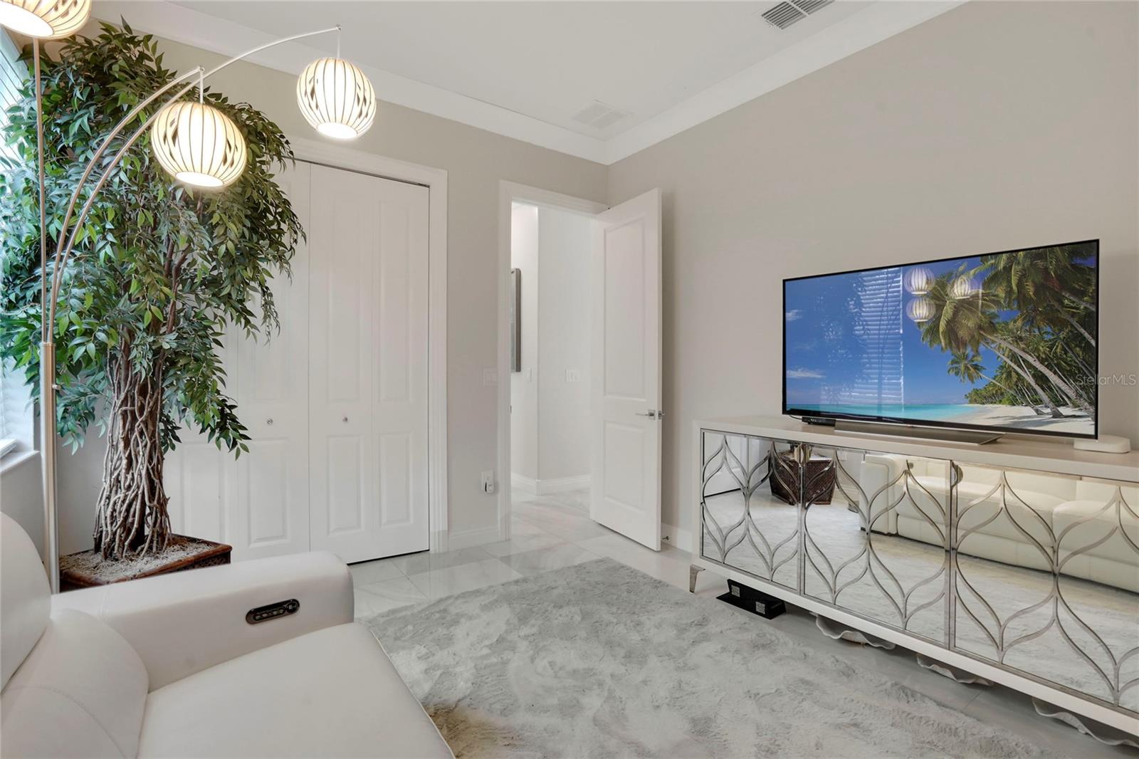 LORRAINE LAKES PH I - Residential