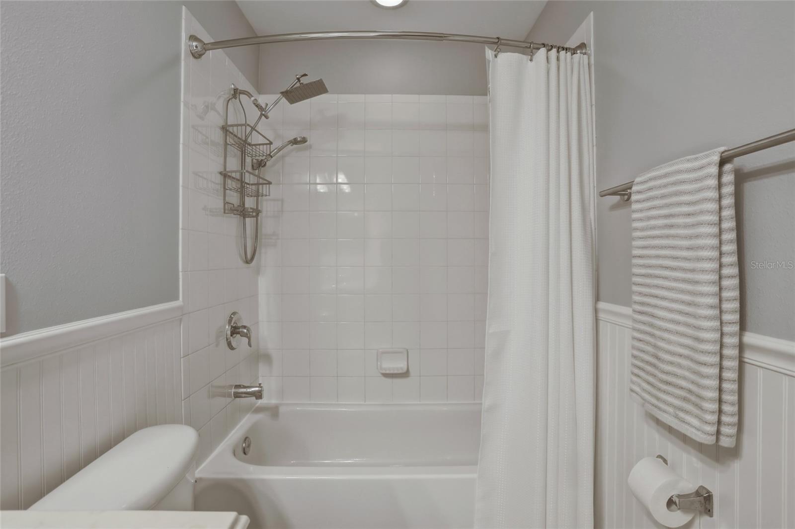 LAKES/WINDERMERE - Residential