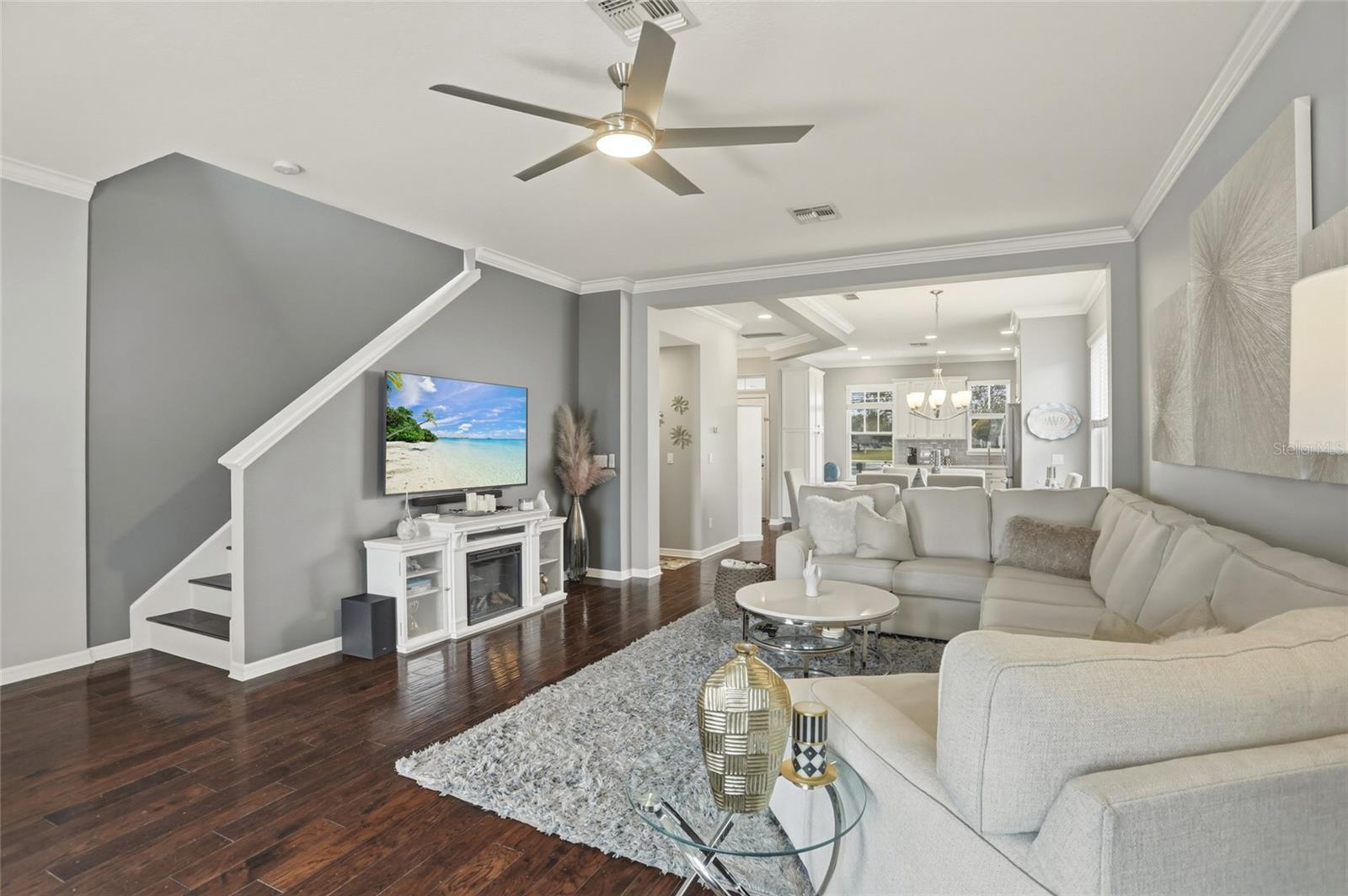 LAKES/WINDERMERE - Residential