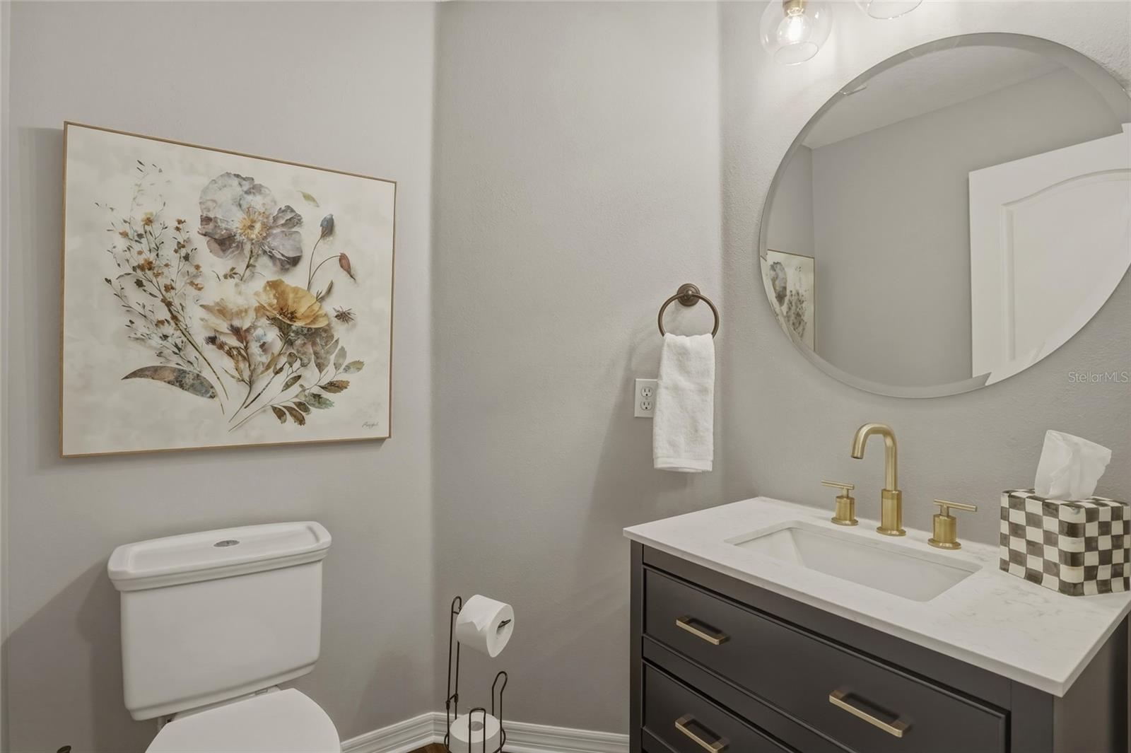 LAKES/WINDERMERE - Residential