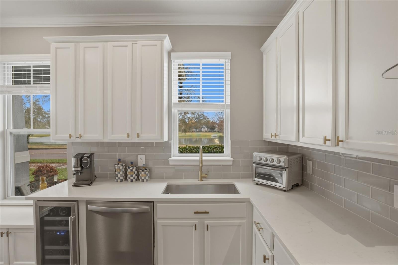 LAKES/WINDERMERE - Residential