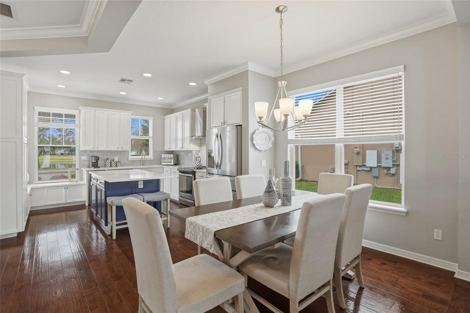 LAKES/WINDERMERE - Residential