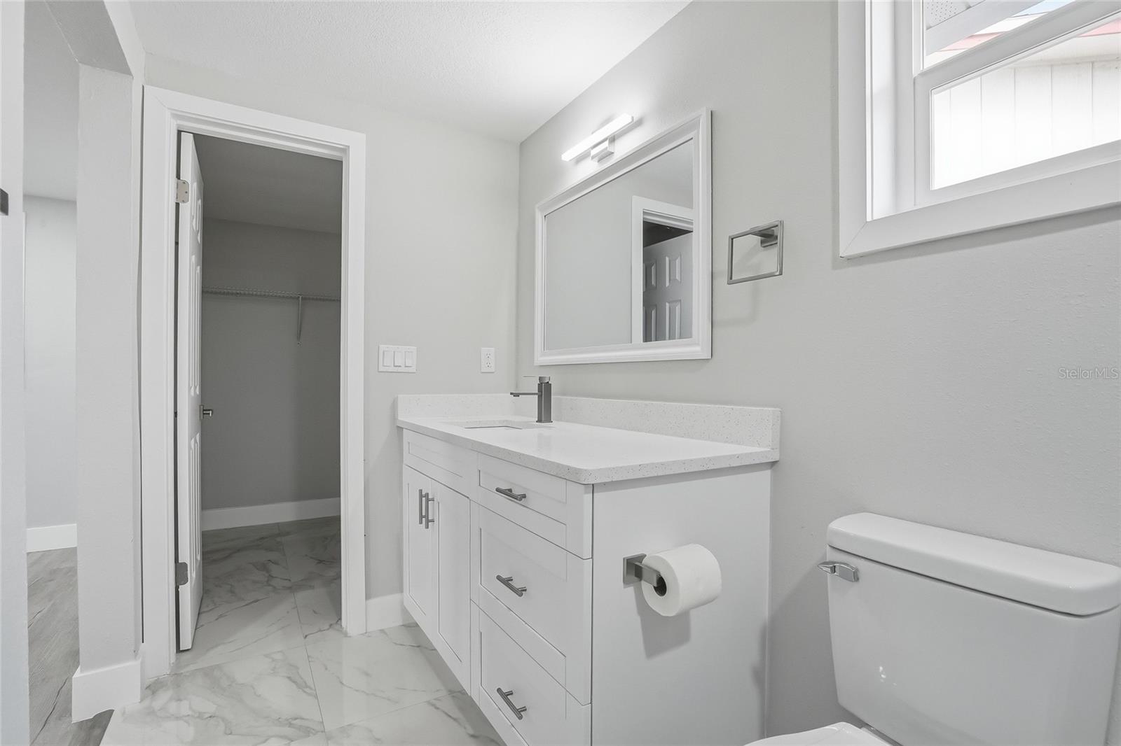 HOLIDAY GARDEN ESTAT - Residential