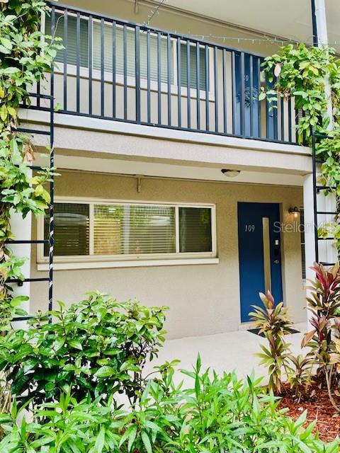 PALMS OF BEACH PARK A CONDOMIN - Residential Lease