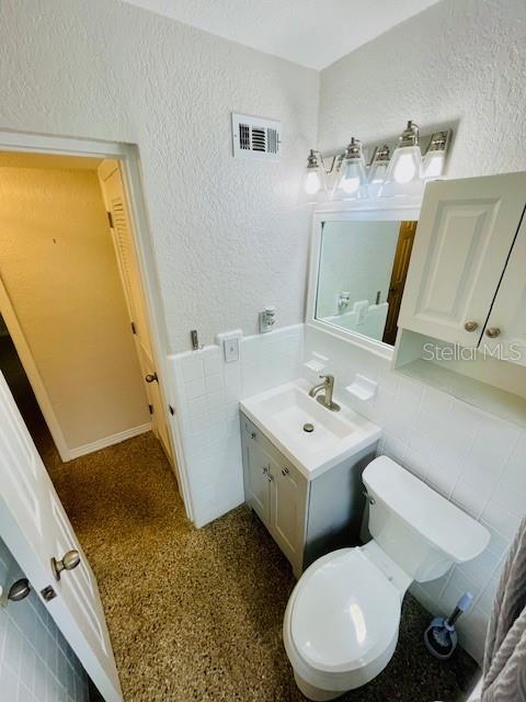 PALMS OF BEACH PARK A CONDOMIN - Residential Lease