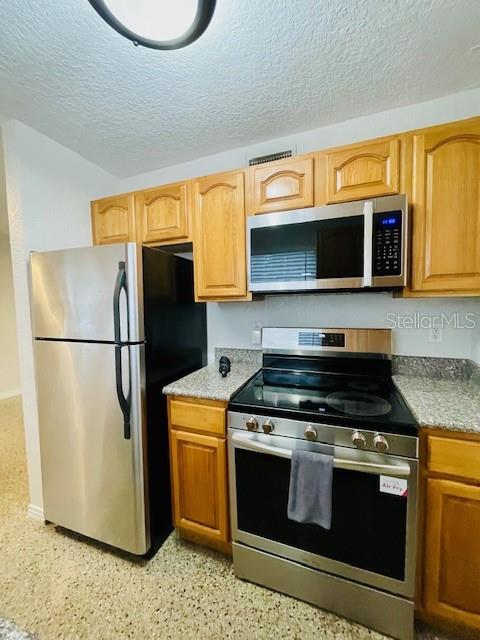 PALMS OF BEACH PARK A CONDOMIN - Residential Lease