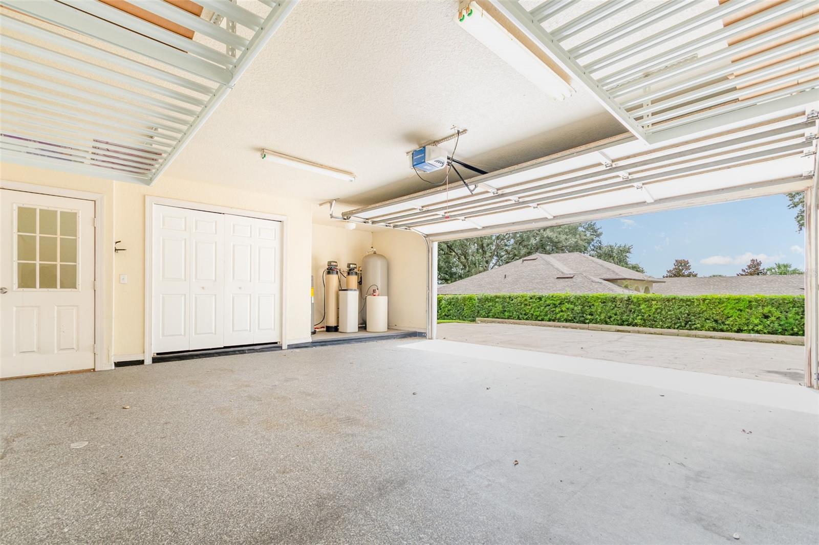 MAGNOLIA ISLAND - Residential