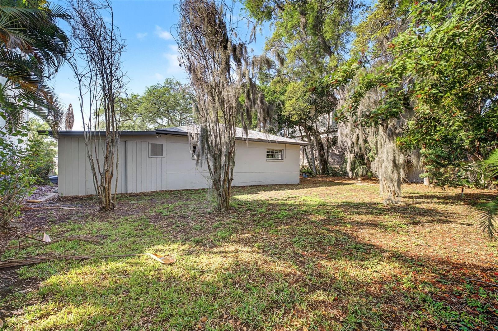 SUNSET PARK - Residential