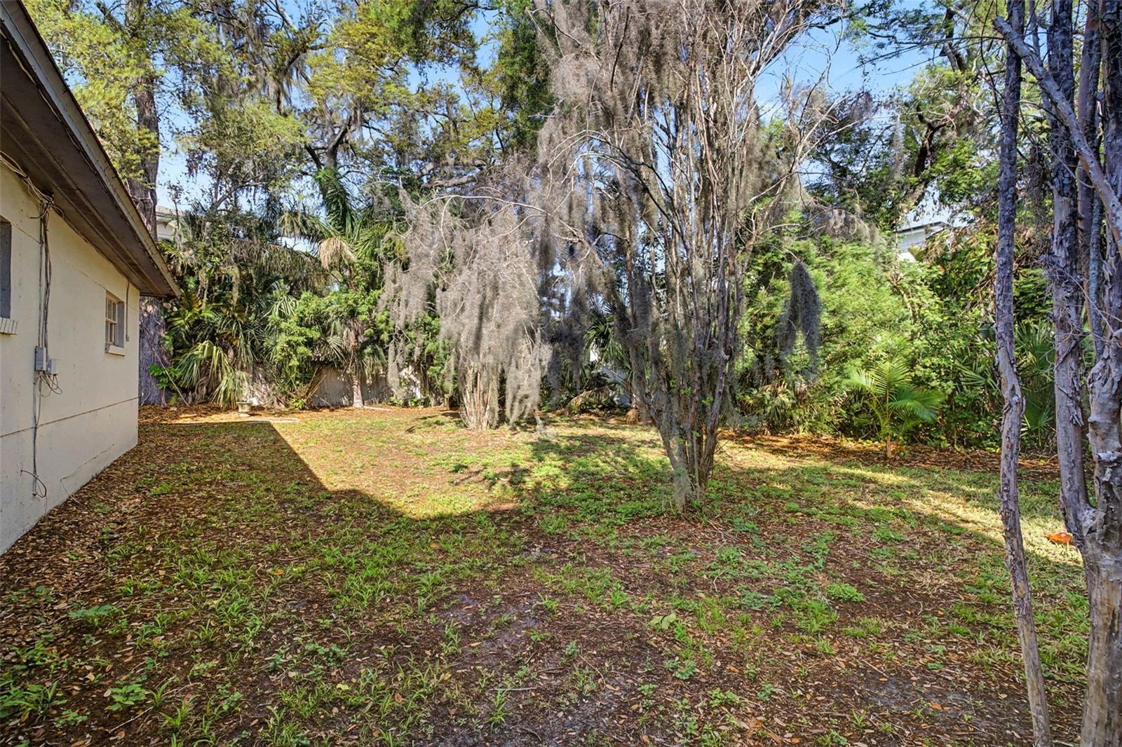 SUNSET PARK - Residential