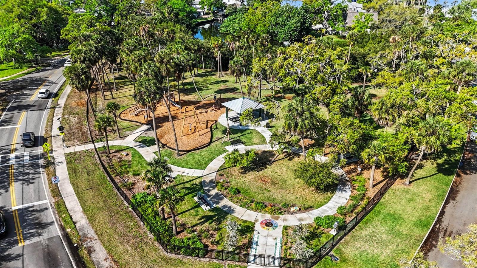 SUNSET PARK - Residential