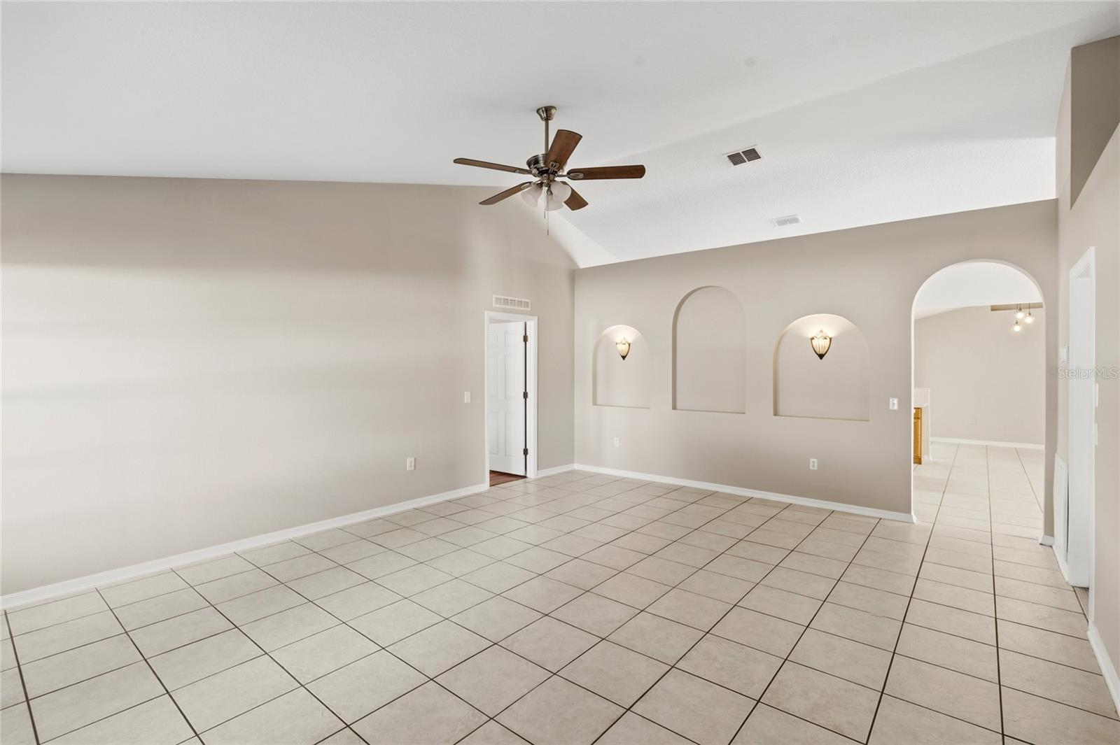 2621 PALMETTO RIDGE CIRCLE